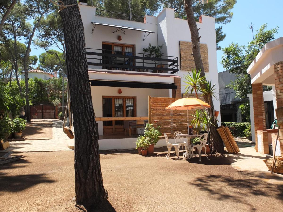 Entre Pinos Pb Beach Apartment Torredembarra Bagian luar foto