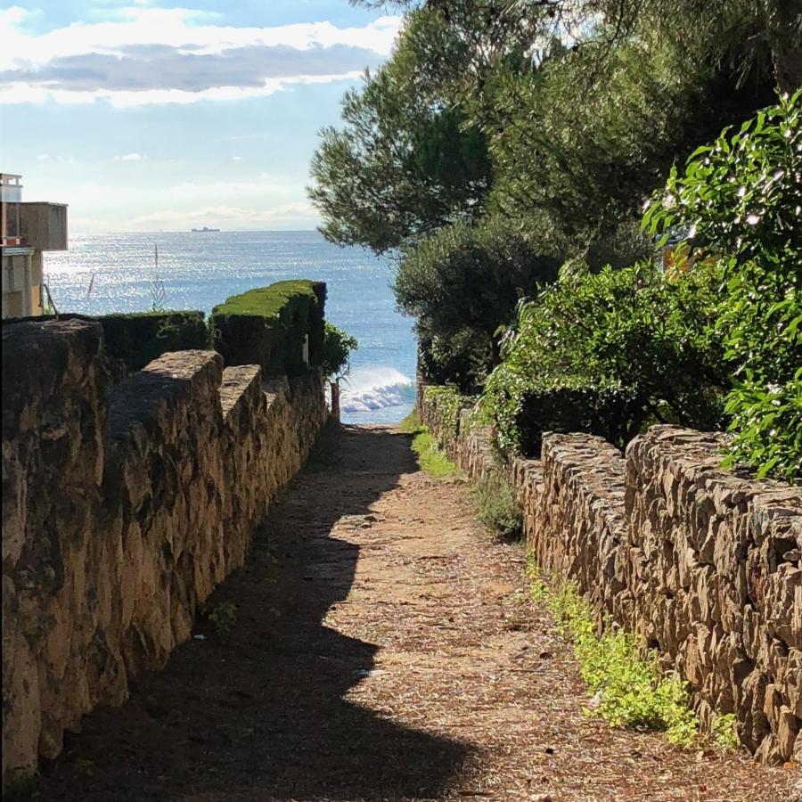 Entre Pinos Pb Beach Apartment Torredembarra Bagian luar foto